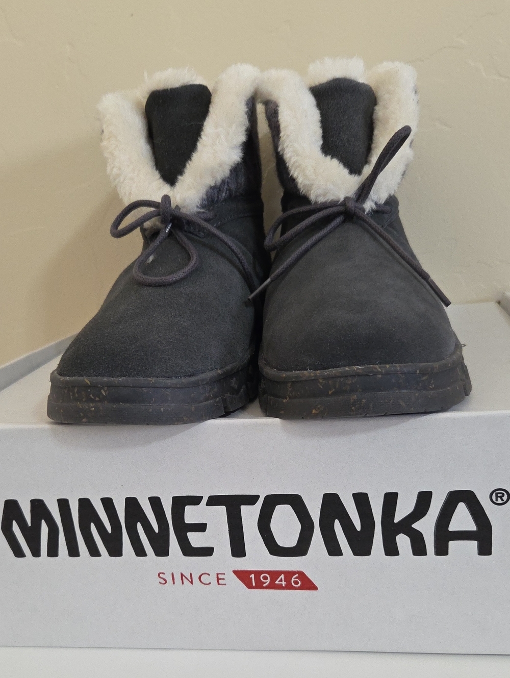 Minnetonka Black Suede Shearling Lined Ankle Slippers